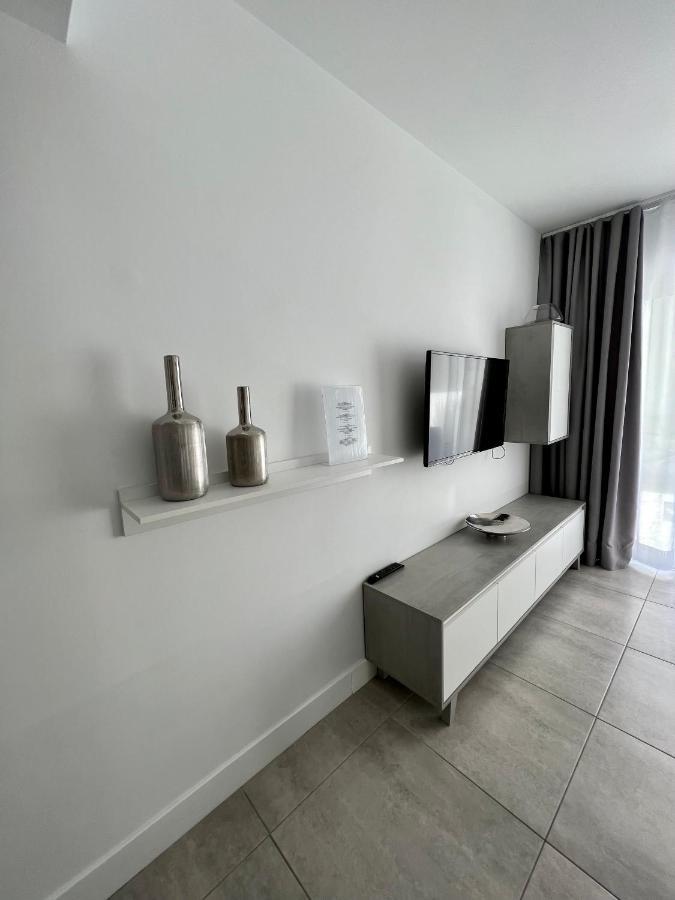 Corralejo Bristol Terrace Apartment Con Giardino Privato Esterno Exteriör bild