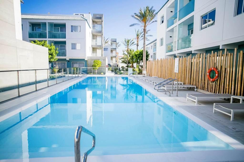 Corralejo Bristol Terrace Apartment Con Giardino Privato Esterno Exteriör bild